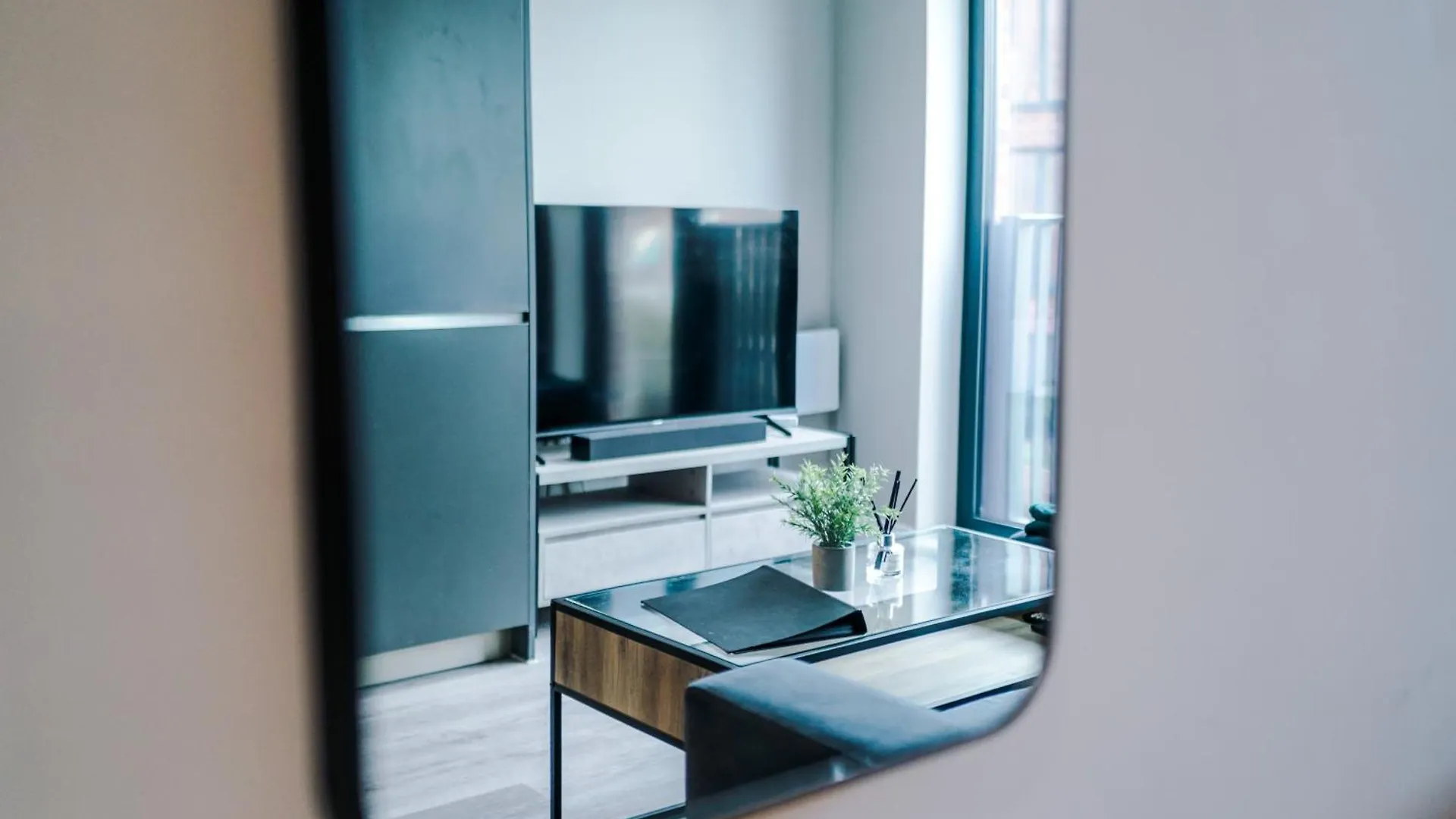 Stylish 1Br Apartment In Leeds City Centre  Leeds (West Yorkshire)
